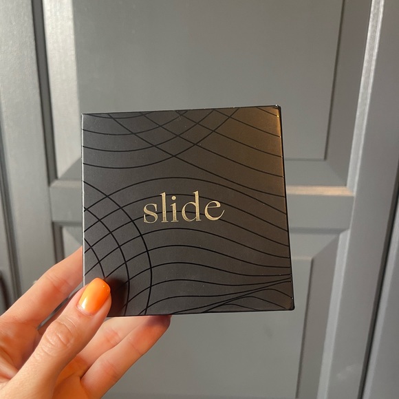 Slide Jewels Cassie Necklace - Picture 5 of 5